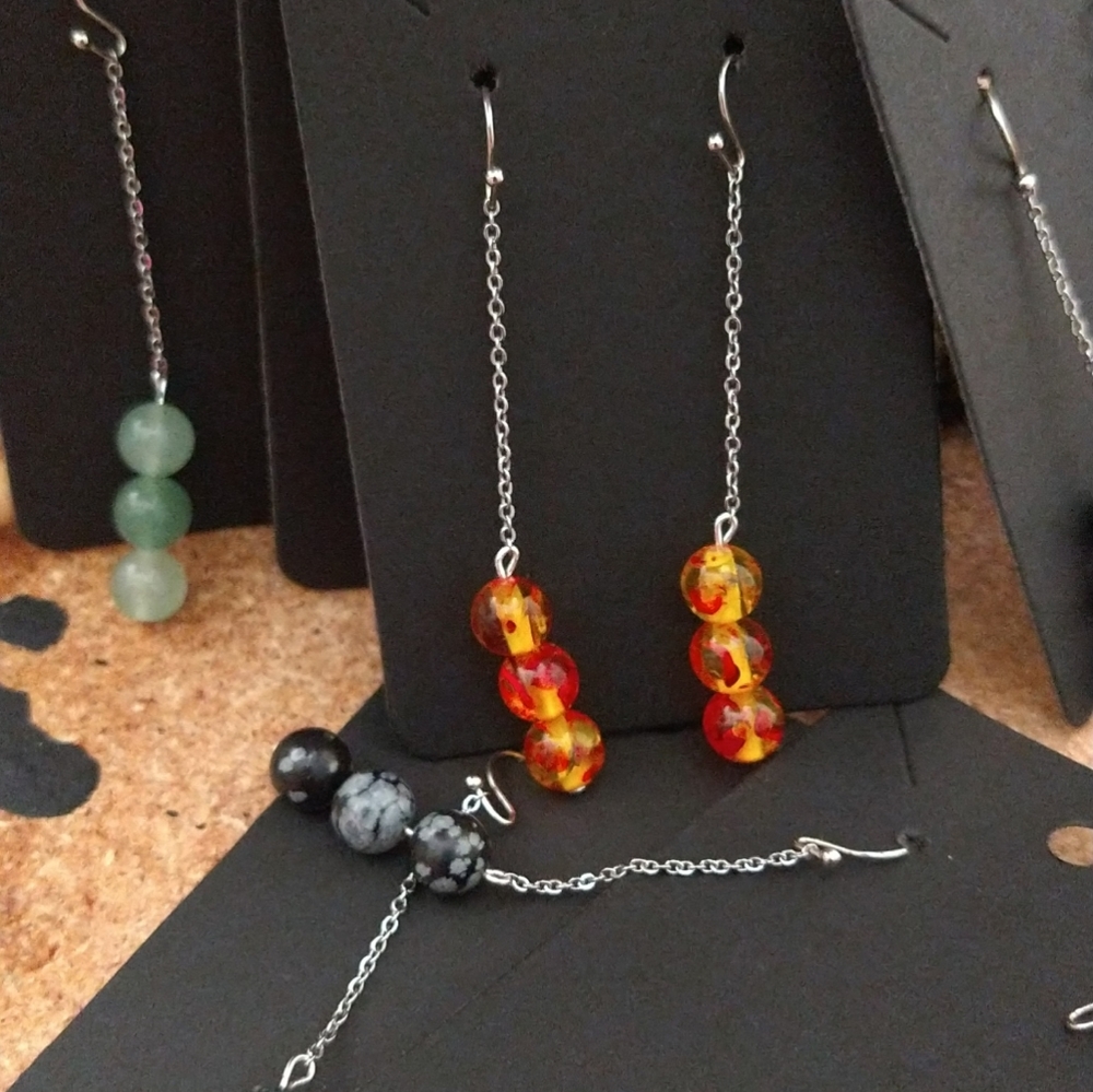 Dangle earrings